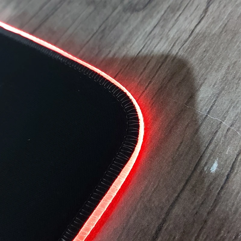 ماوس پد مخصوص بازی مدل GLOWING CooL RGB